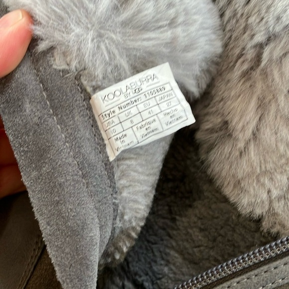 Kookaburra by UGG Cozy Gray Suede Leather Faux Fur-Lined Boots - Picture 6 of 6